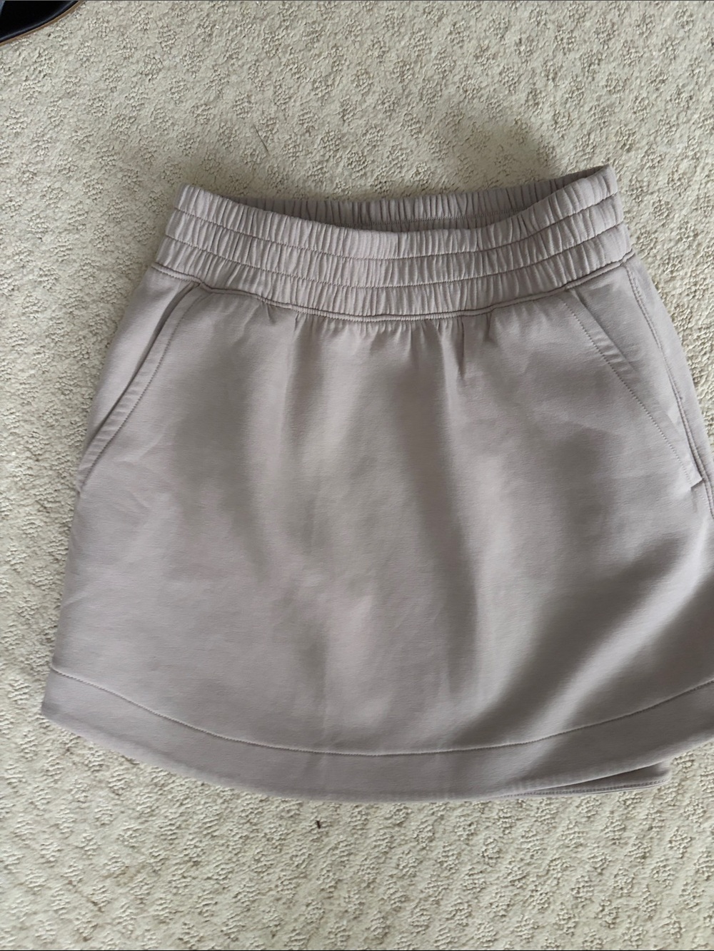 Minimalist Elastic-Waist Mini Skirt in Light Taupe